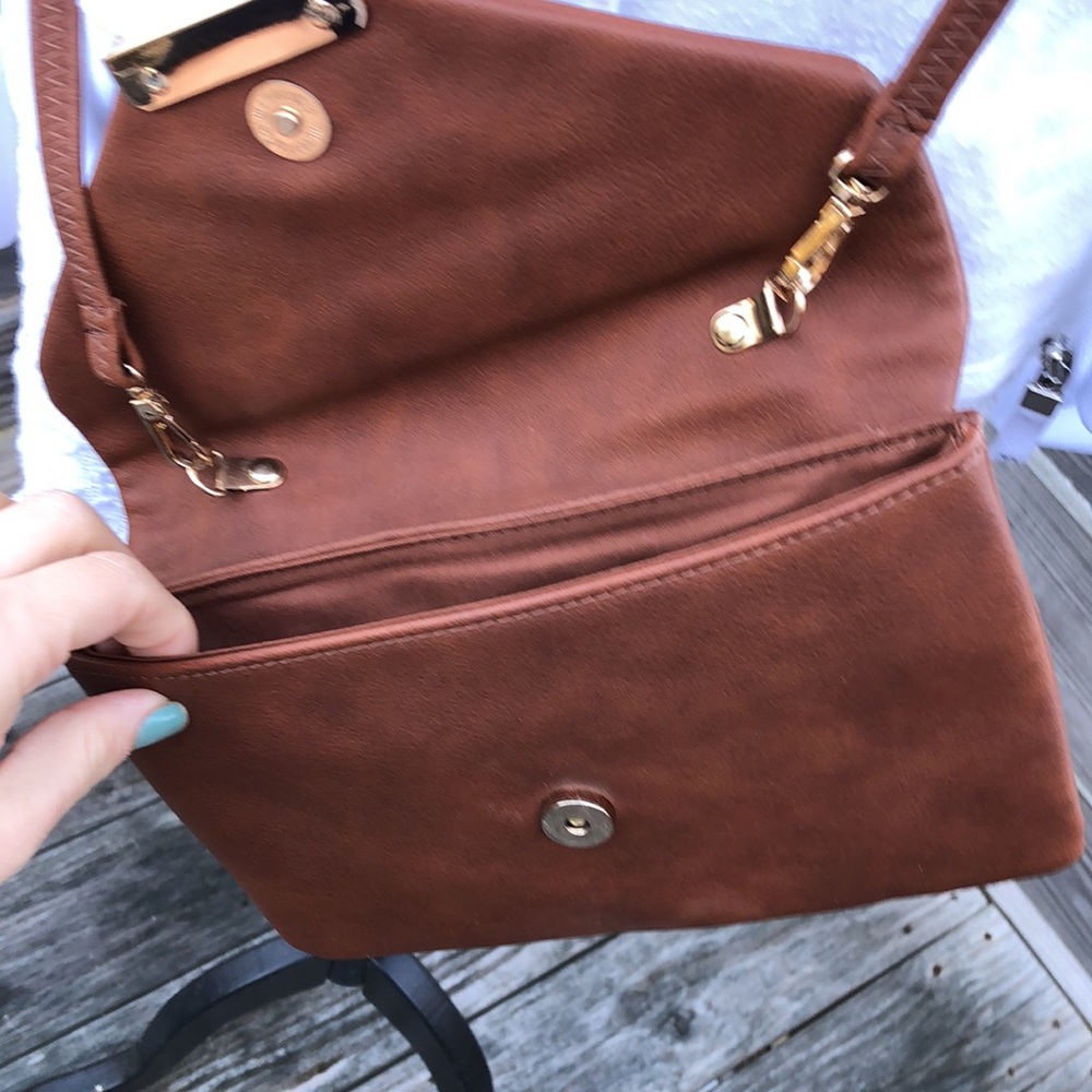 Brown faux leather cross body bag - Picture 4 of 4